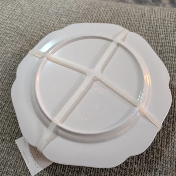 NWT Shabby Chic Black White Bow Melamine Salad Plates Set of 4 - Picture 5 of 5